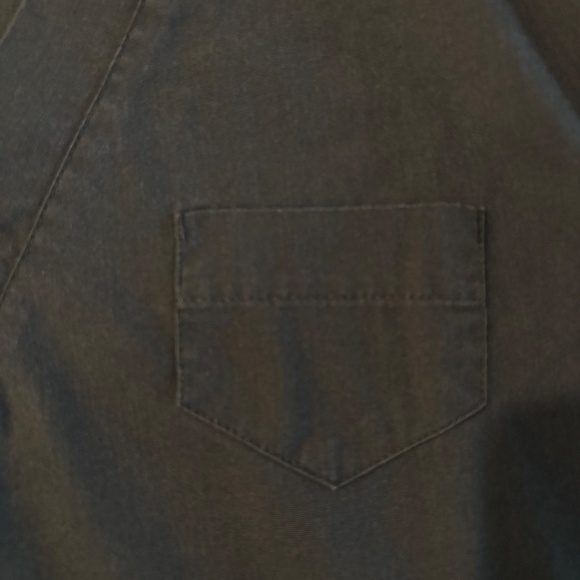 MedGear Scrub Top: Grey - Picture 4 of 5